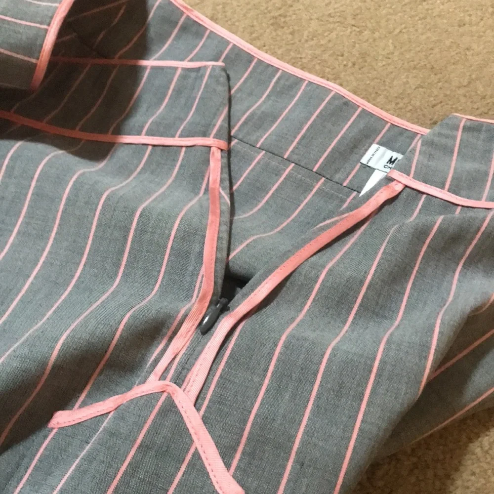 🌸NEW🌸 Moschino Cheap and Chic Vintage Rare Pink Pinstripe Skirt - Picture 9 of 15